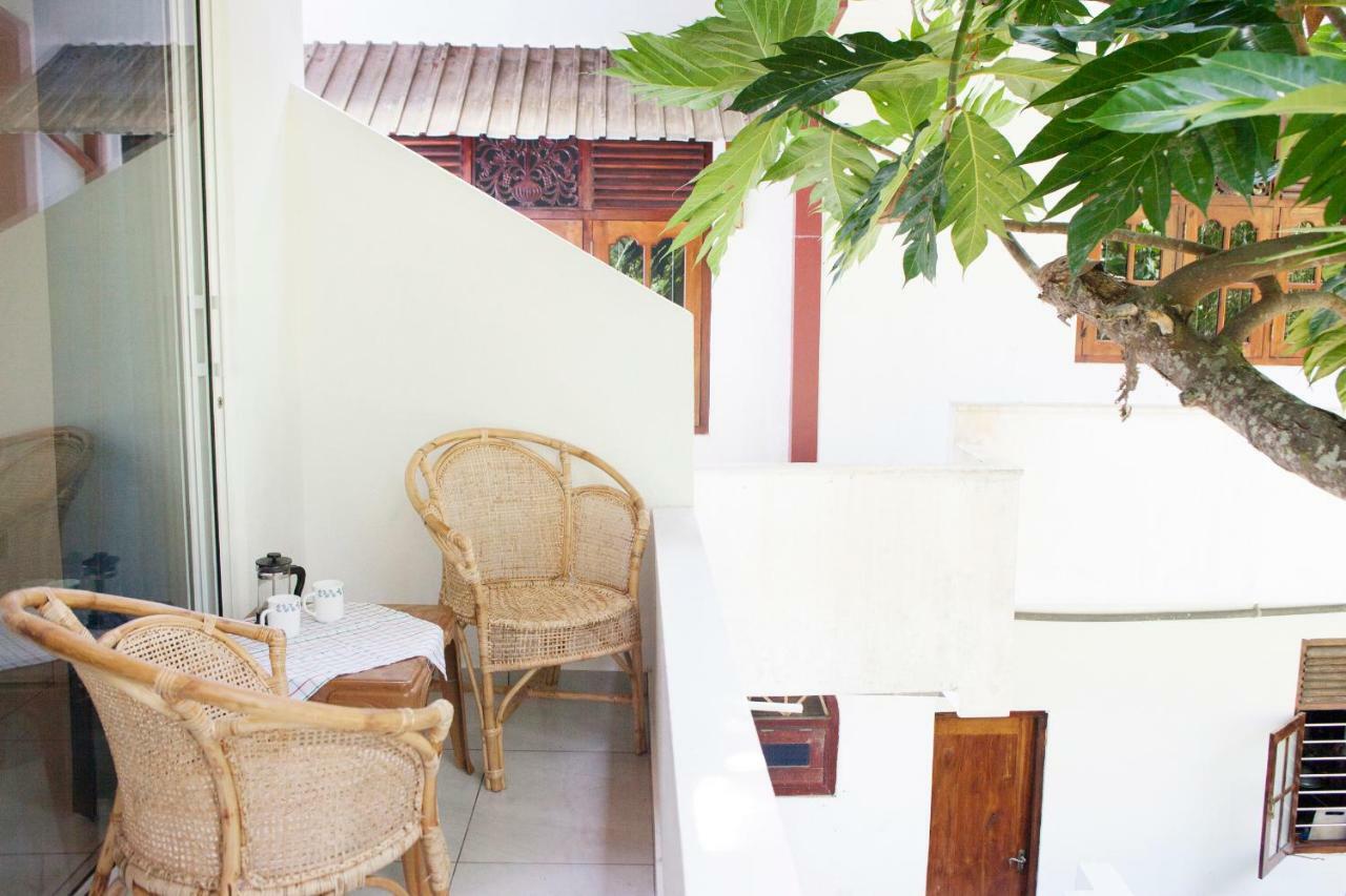 Hotel Alvas House Hikkaduwa Esterno foto