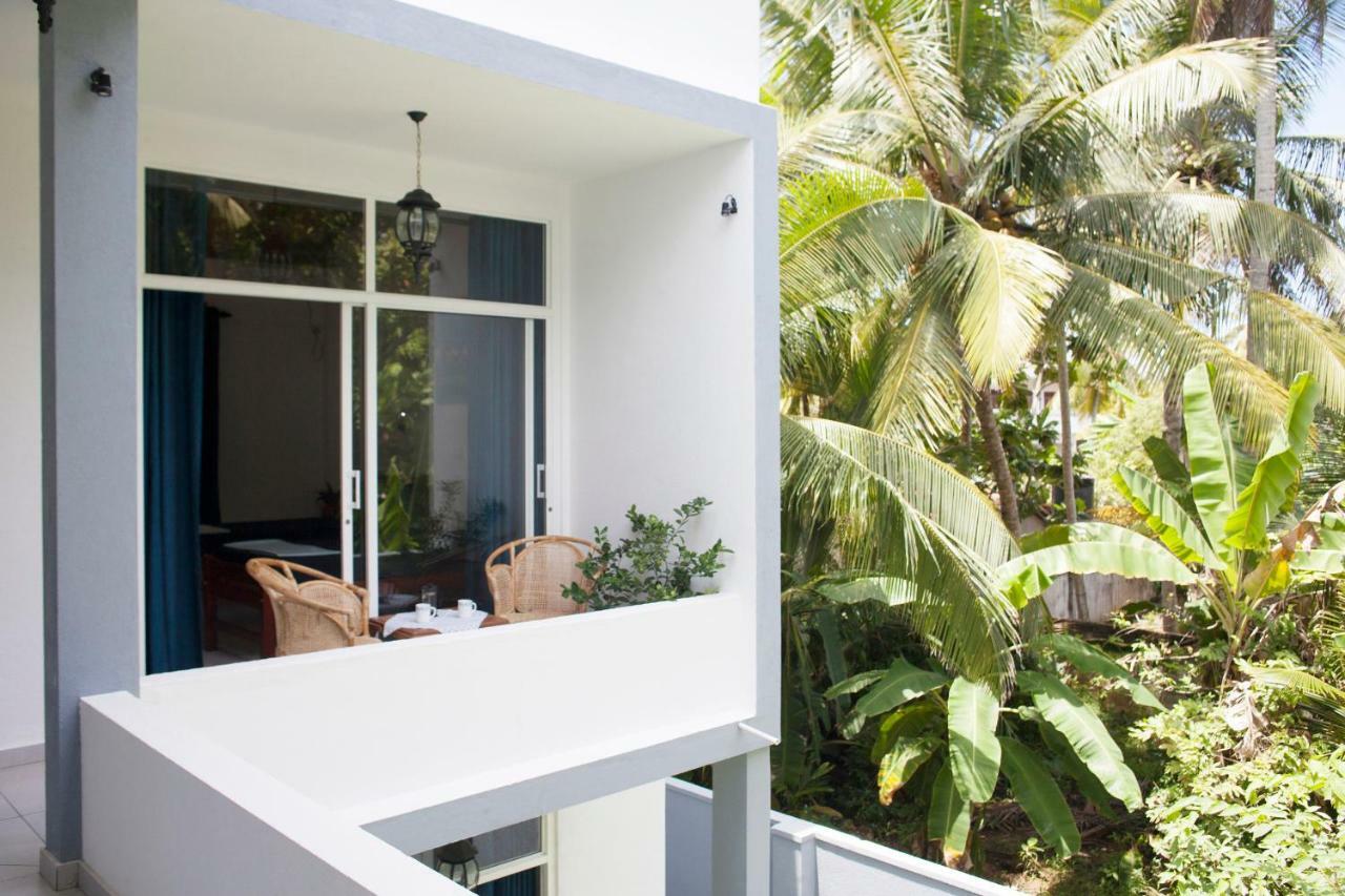 Hotel Alvas House Hikkaduwa Esterno foto